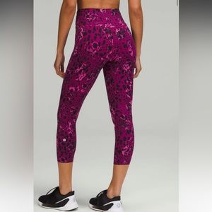 Lululemon Base Pace High-Rise Crop 23"
Cheetah Camo Magenta Purple Multi
Size 6